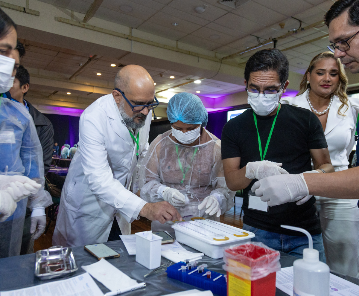 Presencia en la Jornada de Procesos de Histología Patológica en Bolivia